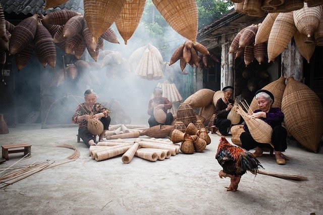 The surprising health benefits behind the Vietnamese squat