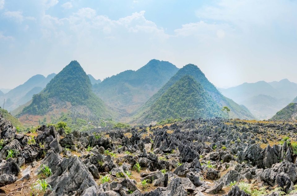 DIEN BIEN – MOUNTAINS AND MARKETS